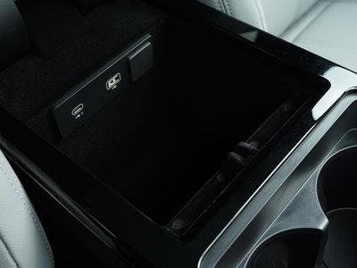 2026 LAND Rover RANGE ROVER VELAR thumbnail 20