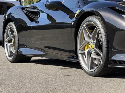 2022 Ferrari F8 SPIDER thumbnail 73