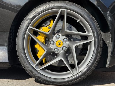 2022 Ferrari F8 SPIDER thumbnail 47