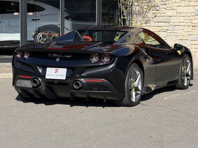2022 Ferrari F8 SPIDER thumbnail 61