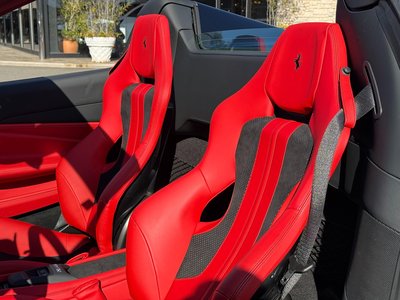 صورة 14 لـ 2022 Ferrari F8 SPIDER