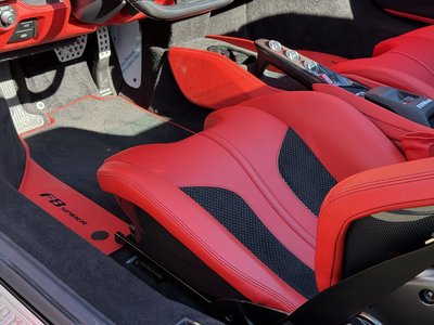 صورة 9 لـ 2022 Ferrari F8 SPIDER
