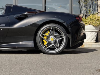 2022 Ferrari F8 SPIDER thumbnail 46