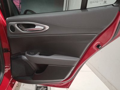 2025 ALFA Romeo JULIA 照片 15