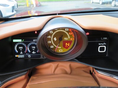 2019 Ferrari GTC4 LUSSO — миниатюра 55