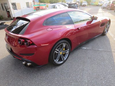 2019 Ferrari GTC4 LUSSO — миниатюра 19