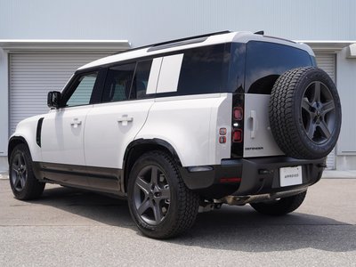 2026 LAND Rover DEFENDER photo 3