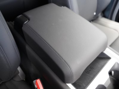 2026 LAND Rover DEFENDER thumbnail 28