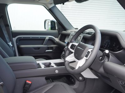 2026 LAND Rover DEFENDER photo 16
