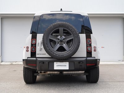 2026 LAND Rover DEFENDER photo 11