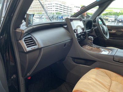 صورة 56 لـ 2025 Toyota ALPHARD