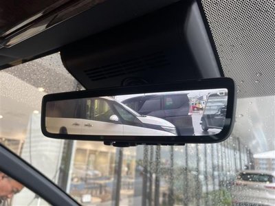 صورة 30 لـ 2025 Toyota ALPHARD