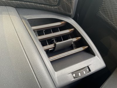 صورة 65 لـ 2025 Toyota ALPHARD