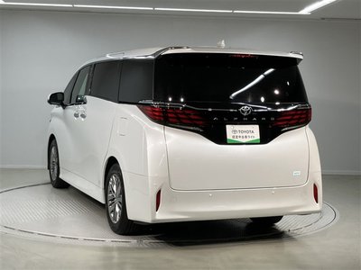 2025 Toyota ALPHARD photo 5