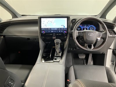 2025 Toyota ALPHARD photo 7