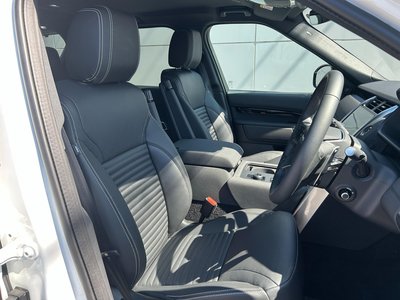 2025 LAND Rover DISCOVERY thumbnail 23