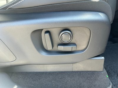 2025 LAND Rover DISCOVERY thumbnail 36
