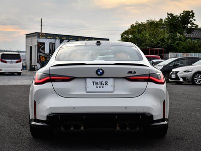 2024 BMW M4 COUPE photo 8