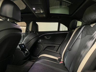 2025 Bentley FLYING SPUR — фото 13