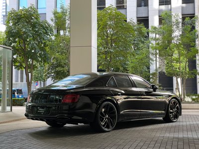 2025 Bentley FLYING SPUR — фото 7