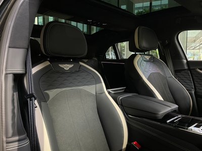 2025 Bentley FLYING SPUR — фото 15