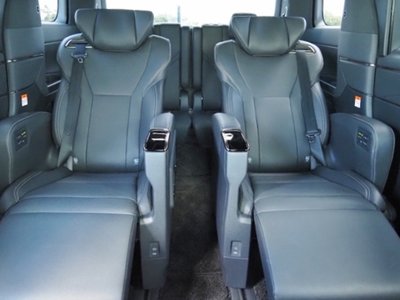 2024 Toyota ALPHARD — фото 27