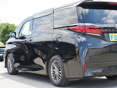 2024 Toyota ALPHARD — фото 14