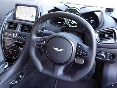2019 Aston Martin DBS SUPERLEGGERA 照片 33