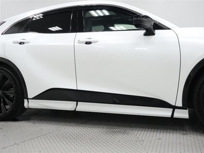 صورة 37 لـ 2023 Toyota CROWN SPORT