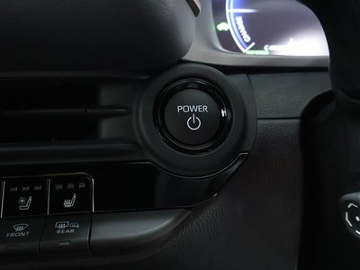 صورة 19 لـ 2023 Toyota CROWN SPORT
