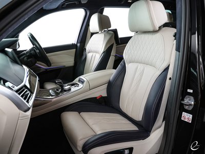 صورة 124 لـ 2019 BMW X7
