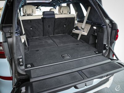 صورة 140 لـ 2019 BMW X7