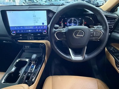 صورة مصغرة 37 لـ 2023 Lexus NX
