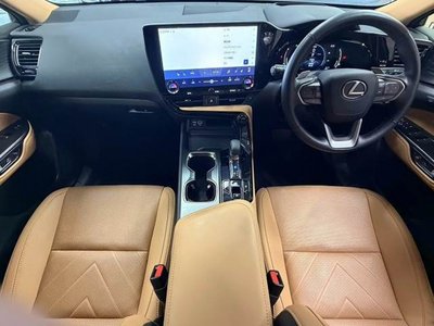 صورة مصغرة 2 لـ 2023 Lexus NX