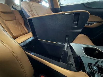 صورة مصغرة 71 لـ 2023 Lexus NX