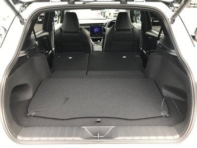 صورة 45 لـ 2026 Lexus LBX