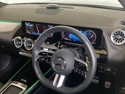 2025 Mercedes-BENZ GLA photo 8