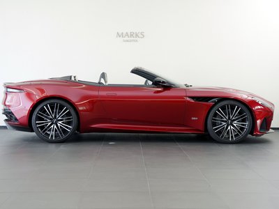 صورة 5 لـ 2020 Aston Martin DBS SUPERLEGGERA VOLANTE