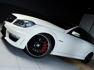2011 Mercedes-BENZ C-CLASS AMG — фото 8