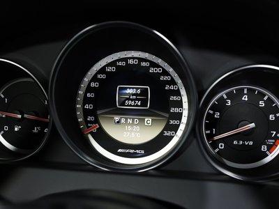 2011 Mercedes-BENZ C-CLASS AMG — фото 29