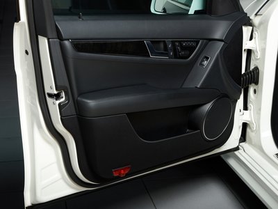 2011 Mercedes-BENZ C-CLASS AMG — фото 47