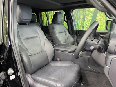 2025 Toyota LAND CRUISER 250 photo 8