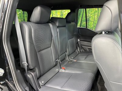 2025 Toyota LAND CRUISER 250 photo 9