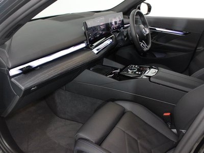 2024 BMW 5 SERIES thumbnail 36