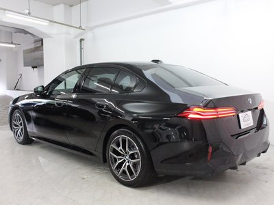 2024 BMW 5 SERIES thumbnail 28