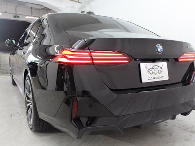 2024 BMW 5 SERIES thumbnail 53