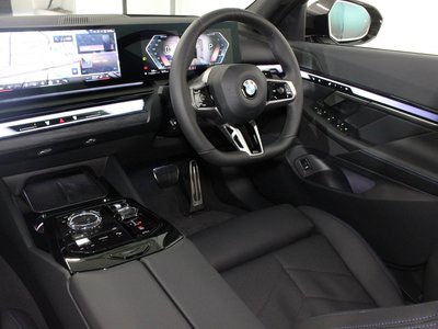 2024 BMW 5 SERIES thumbnail 41