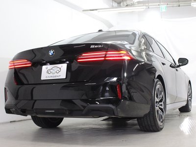 2024 BMW 5 SERIES photo 10