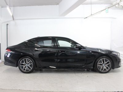 2024 BMW 5 SERIES thumbnail 27