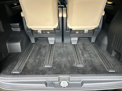 صورة مصغرة 59 لـ 2020 Toyota GRAND ACE